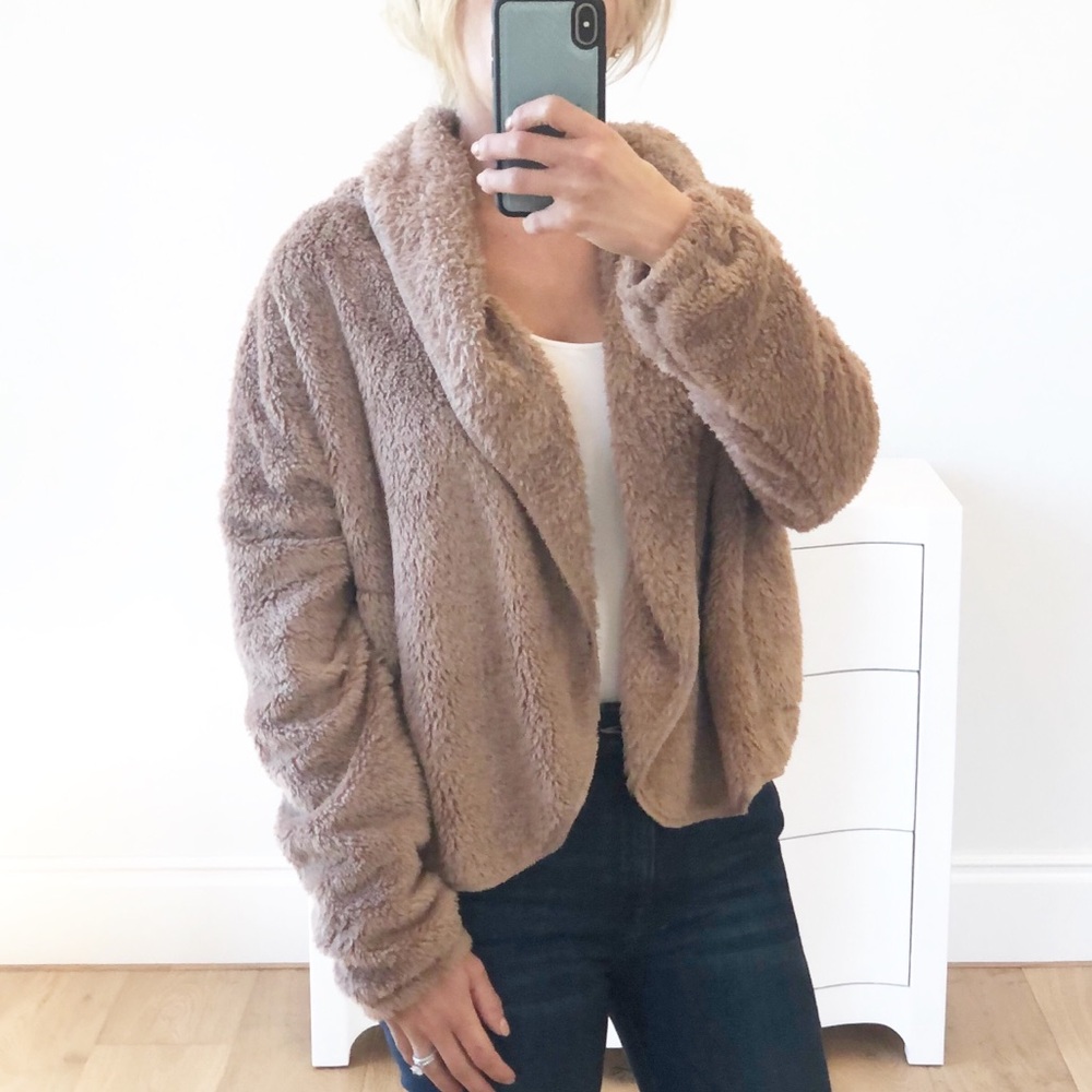 LAST 1! ST. MORITZ Brown Faux Fur Hoodie Jacket - Picture 3 of 10